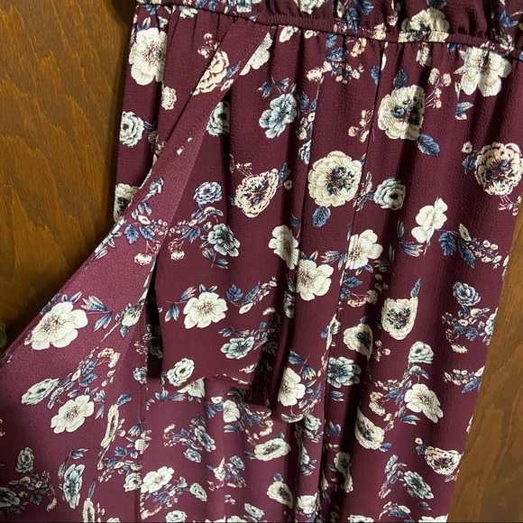 Miami Floral Romper - Picture 2 of 6